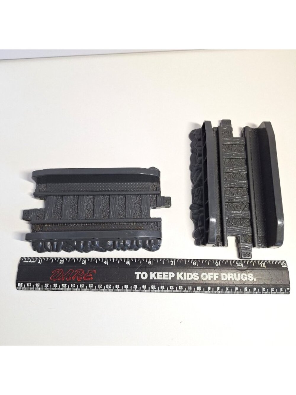 GeoTrax Railroad Trestle Gray Train Track Lot Mattel 2003 - Picture 4 of 5